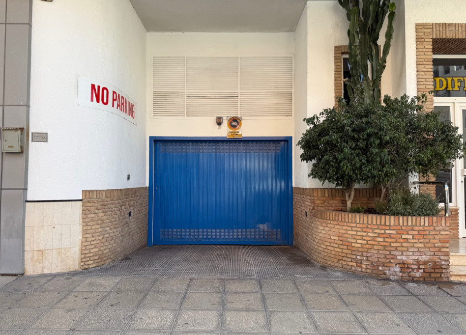 Bestaande woningen - Garage / Parking - Moraira
