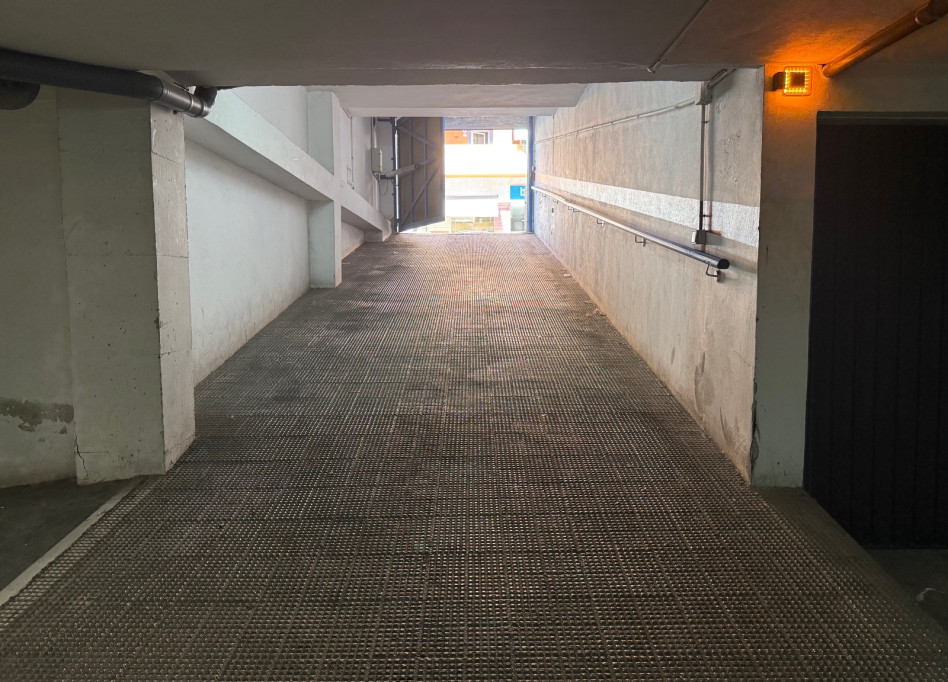 Bestaande woningen - Garage / Parking - Moraira