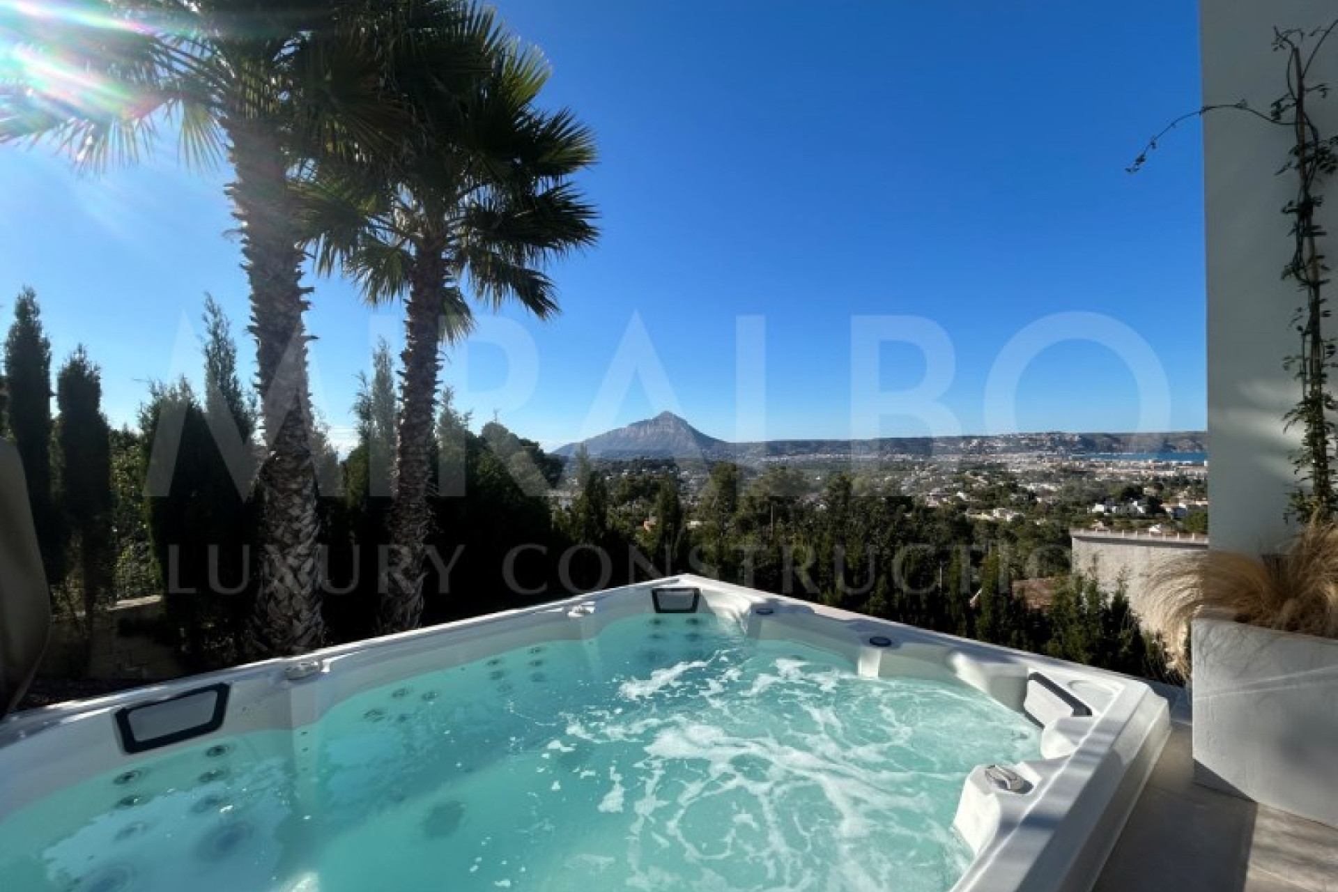 Bestaande woningen - Villa - Jávea / Xàbia - La Granadella  - Costa Nova