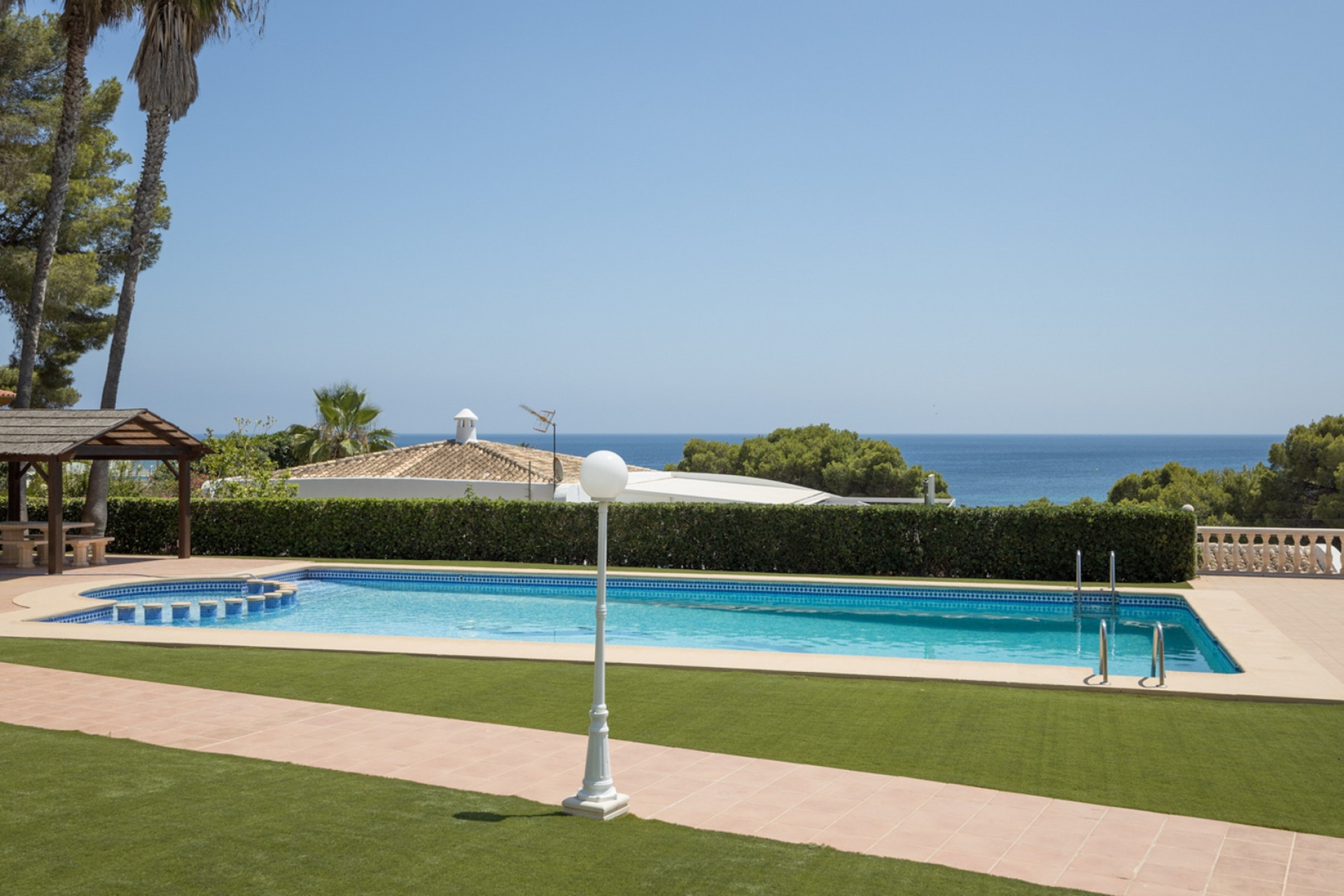 Resale - Apartment - Moraira - La Cometa