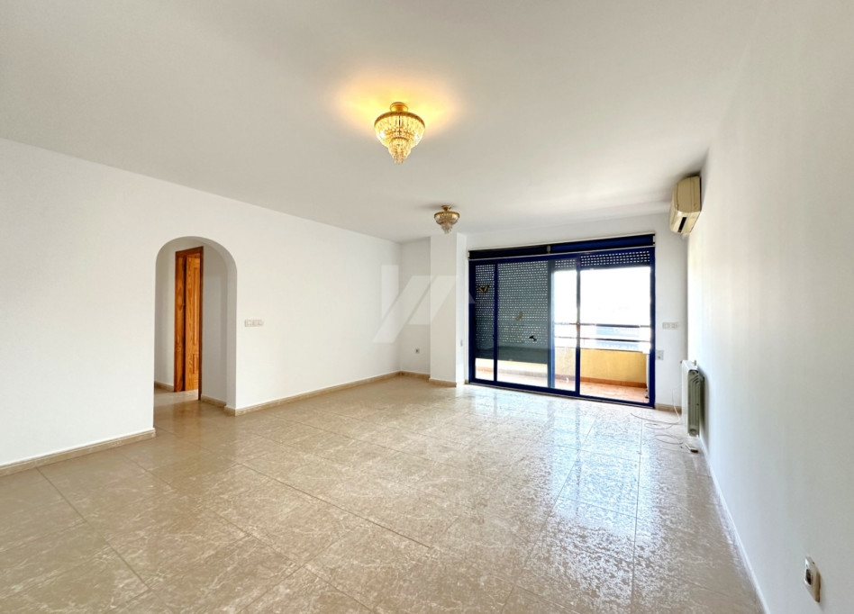 Resale - Apartment - Teulada - Casco Urbano