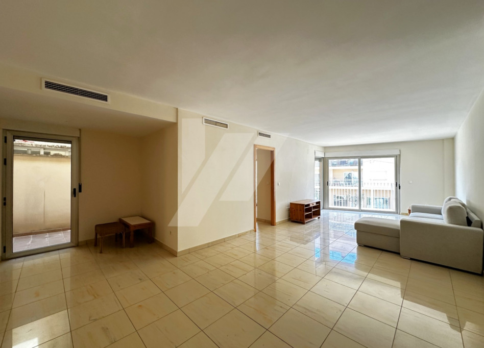 Resale - Apartment - Teulada - Casco Urbano