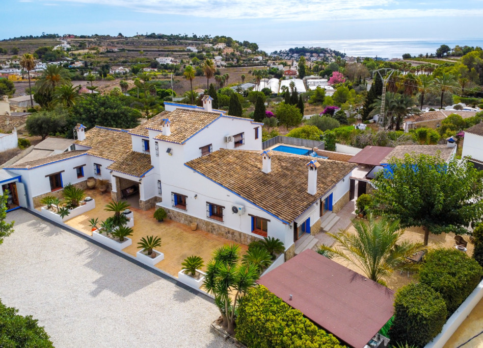 Resale - Country House / Finca - Benissa