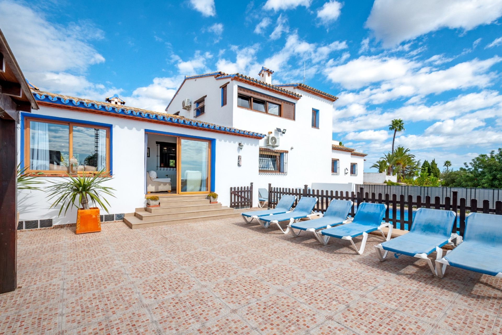 Resale - Country House / Finca - Benissa