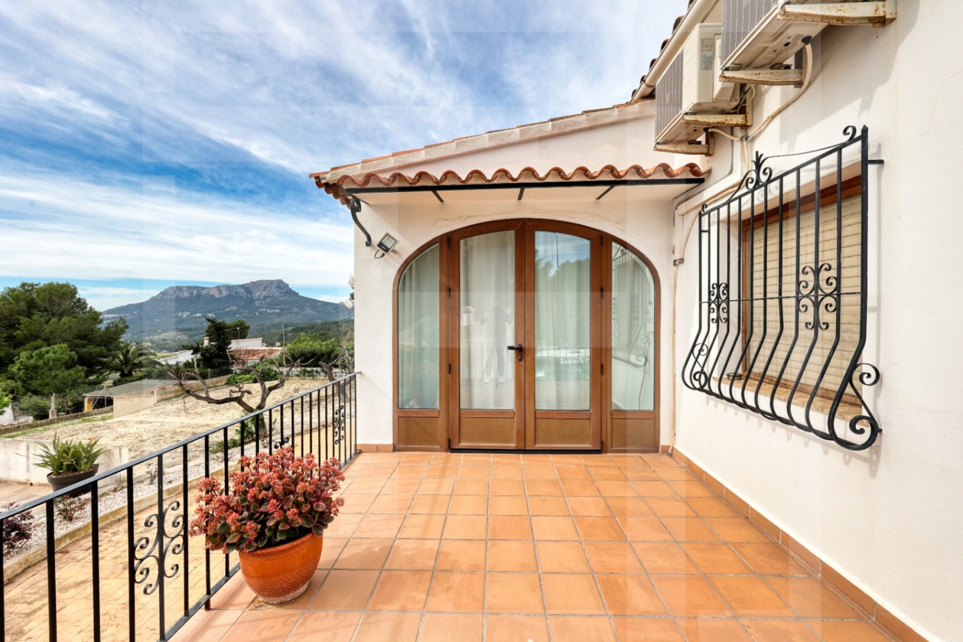 Resale - Country House / Finca - Benissa