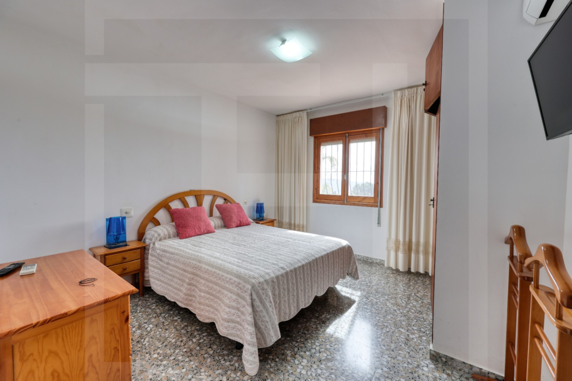 Resale - Country House / Finca - Benissa