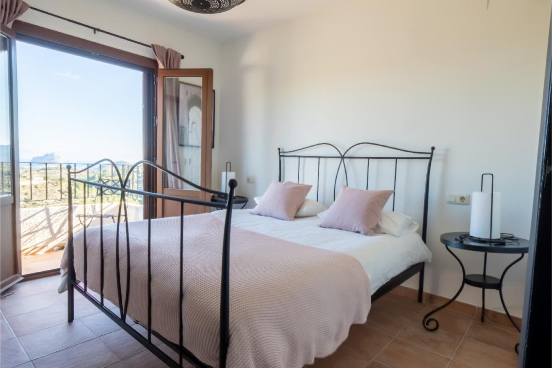 Resale - Country House / Finca - Benissa