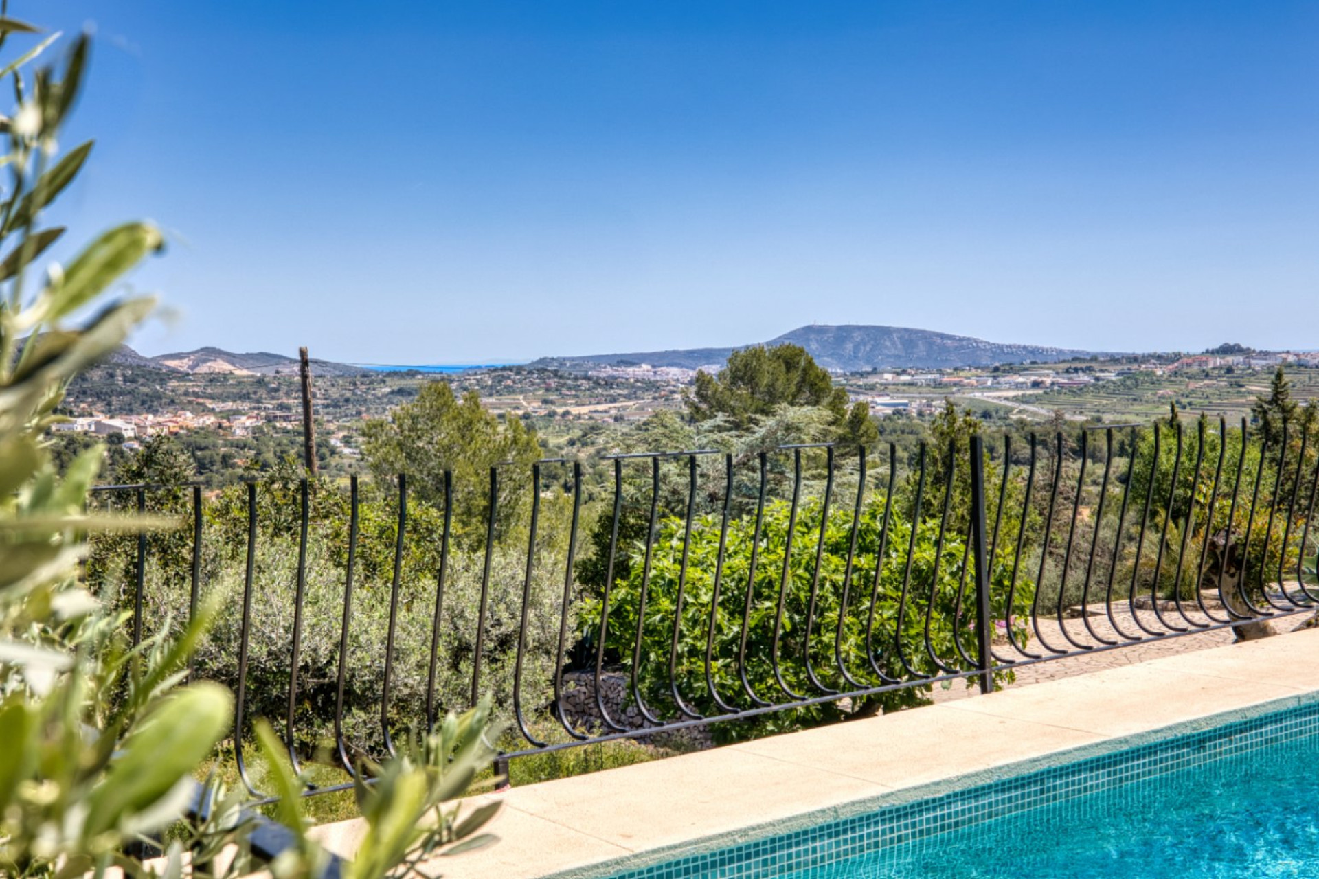Resale - Country House / Finca - Benissa