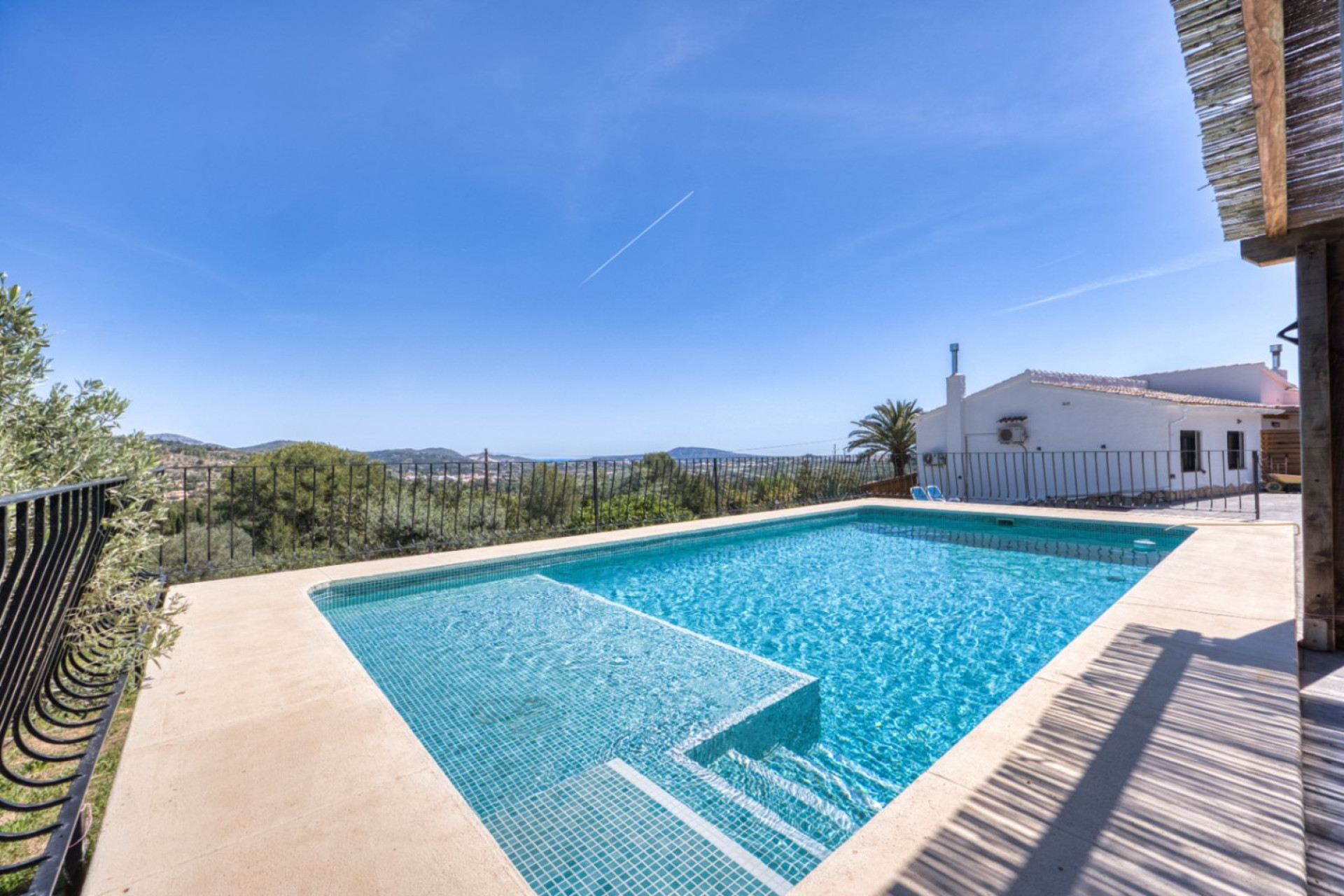 Resale - Country House / Finca - Benissa