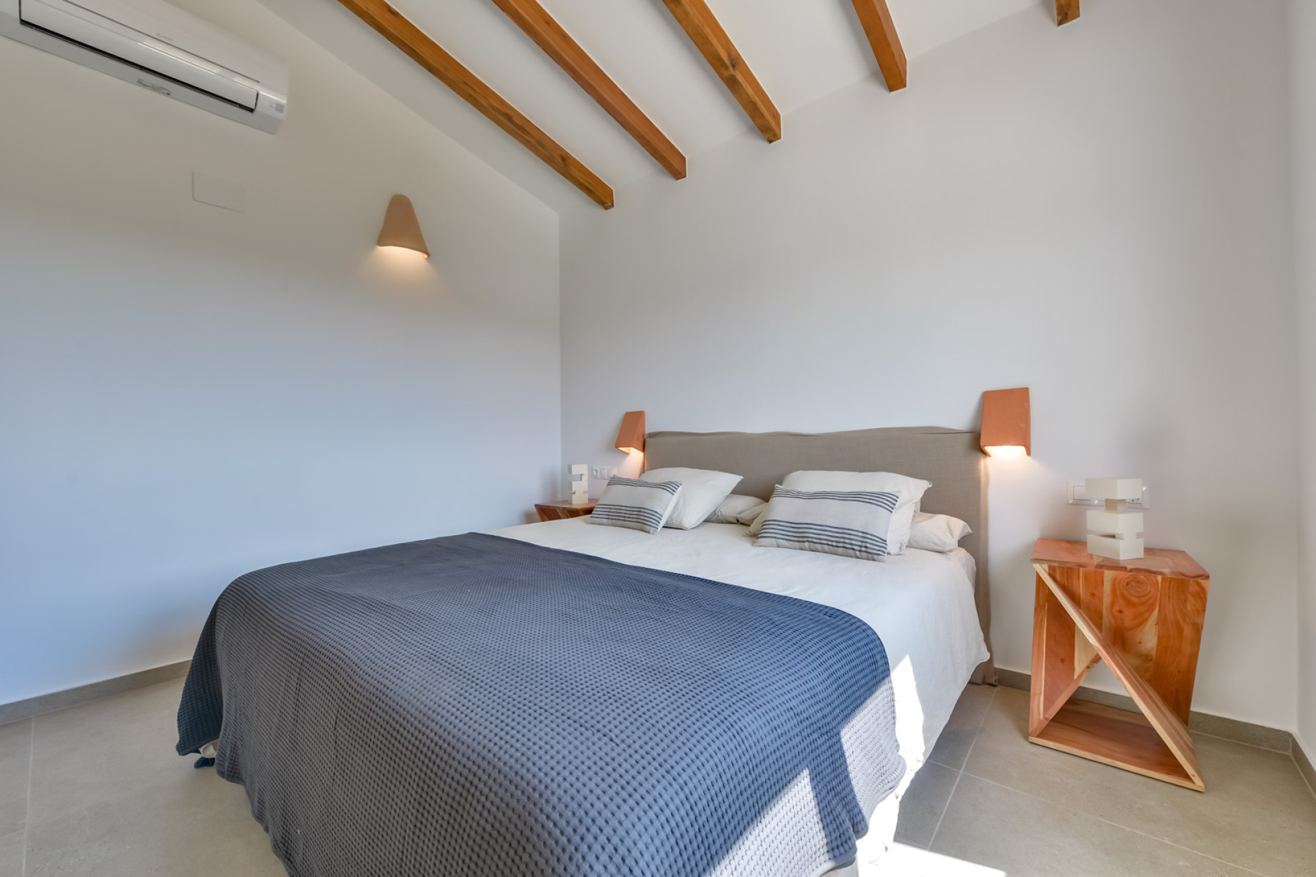 Resale - Villa - Altea