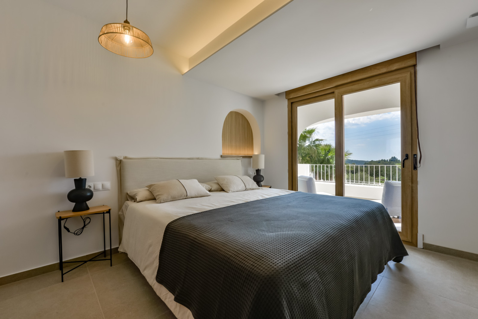 Resale - Villa - Altea