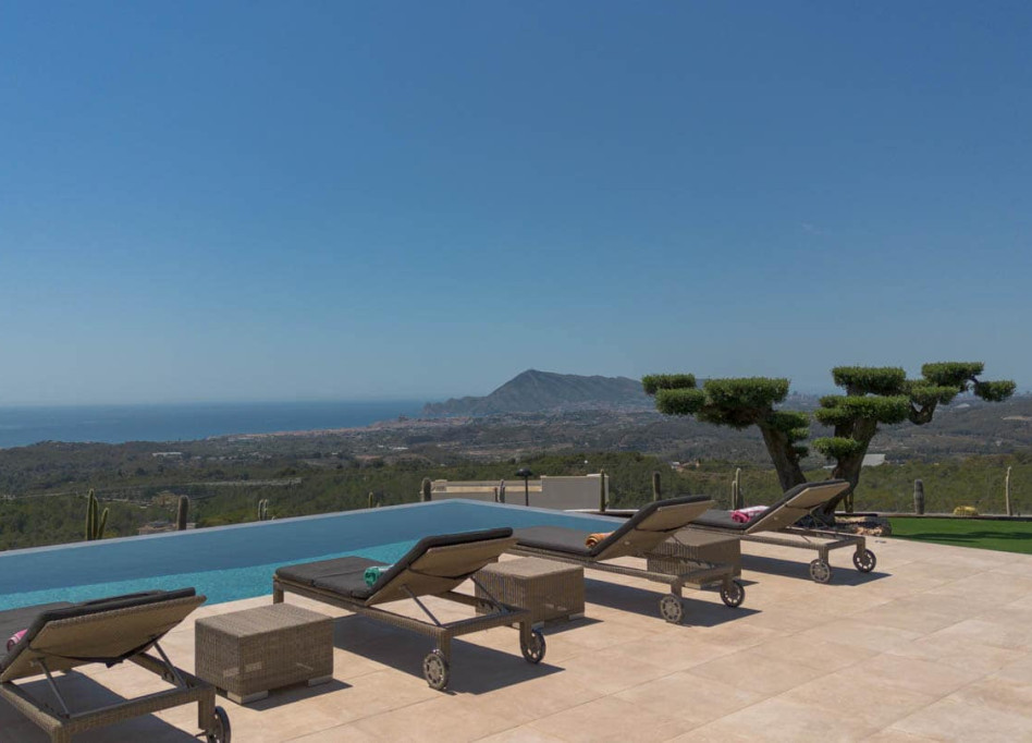 Resale - Villa - Altea