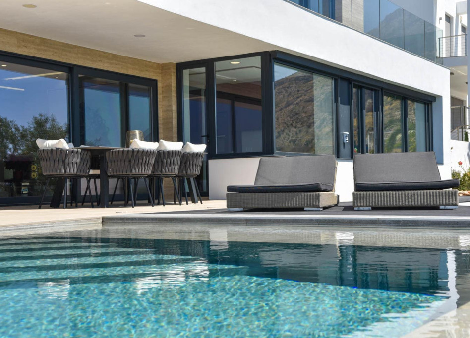 Resale - Villa - Altea