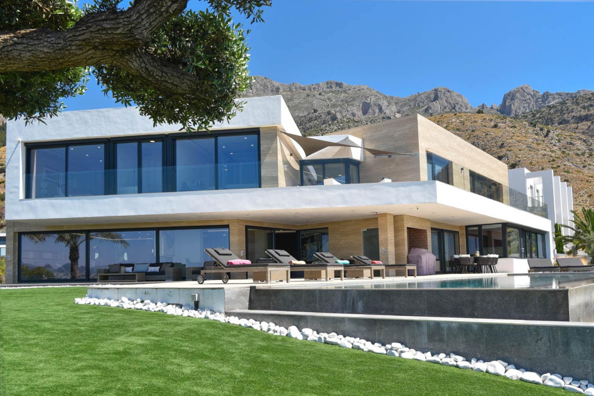 Resale - Villa - Altea
