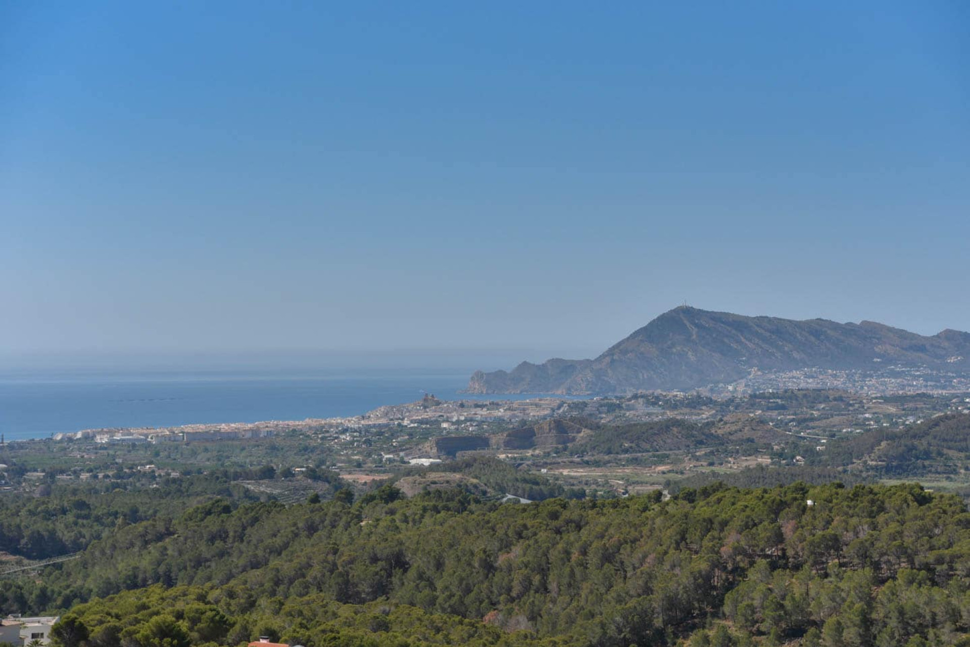 Resale - Villa - Altea