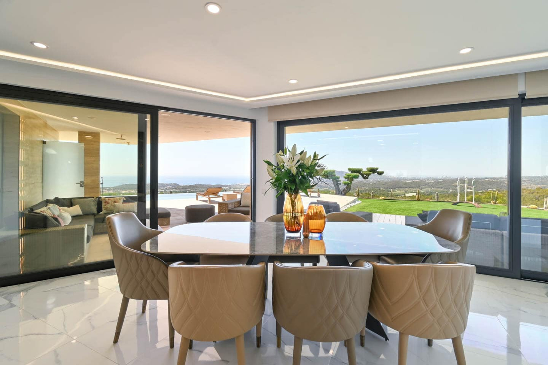 Resale - Villa - Altea