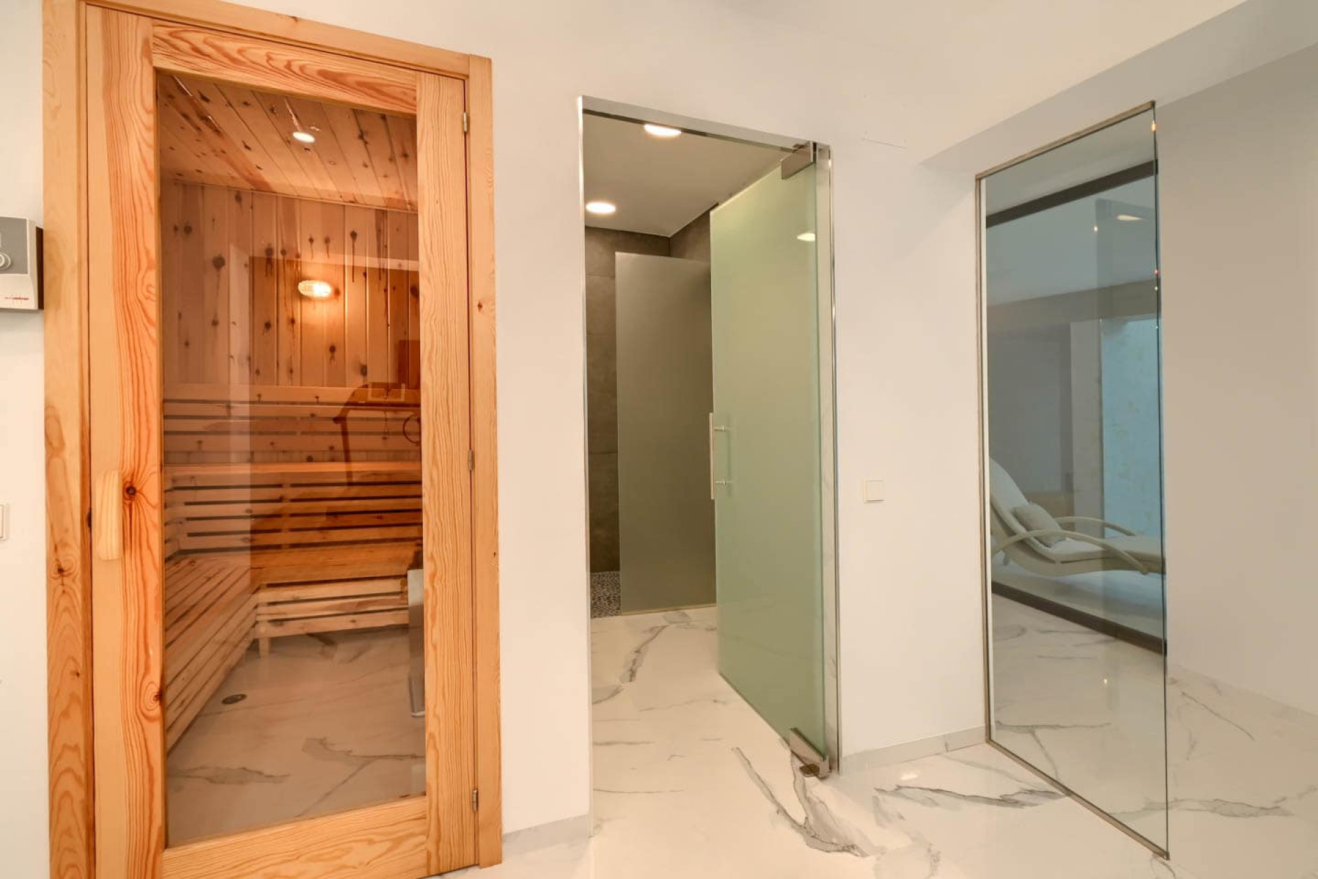 Resale - Villa - Altea