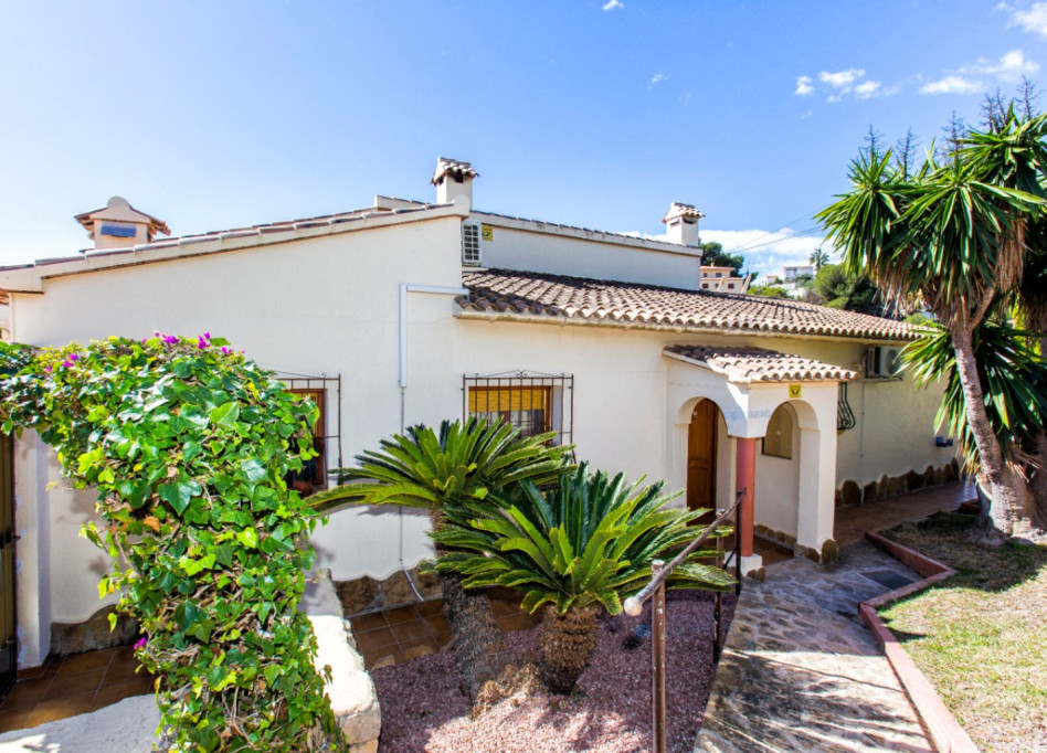 Resale - Villa - Benissa - Baladrar