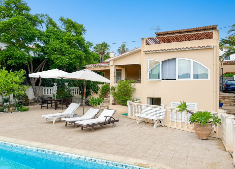 Resale - Villa - Benissa - Baladrar