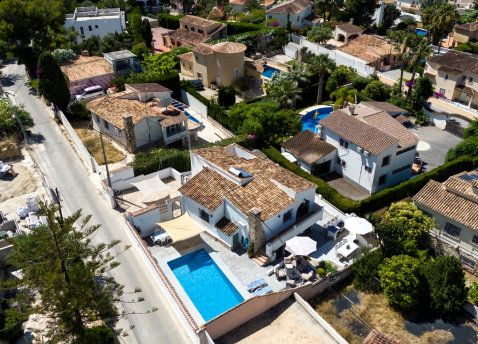 Resale - Villa - Benissa - Baladrar