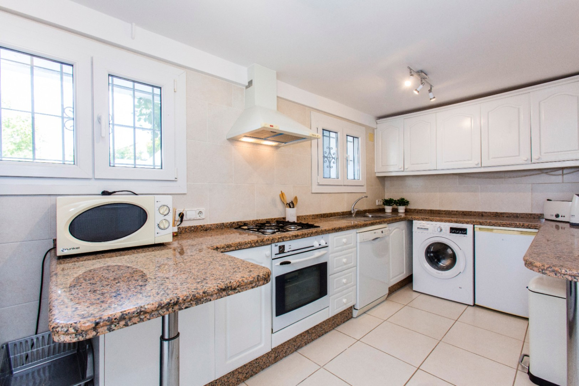 Resale - Villa - Benissa - Baladrar