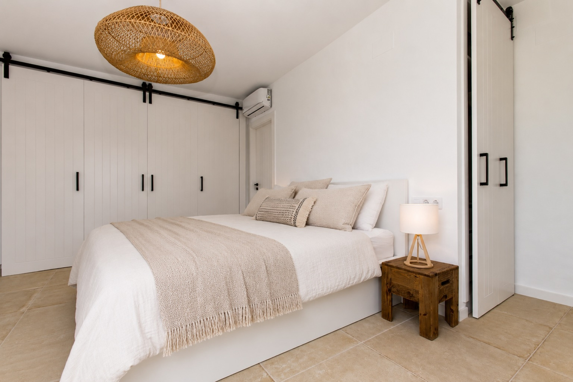 Resale - Villa - Benissa - Cala Advocat