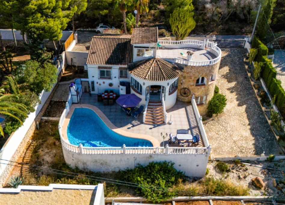Resale - Villa - Benissa - Fanadix