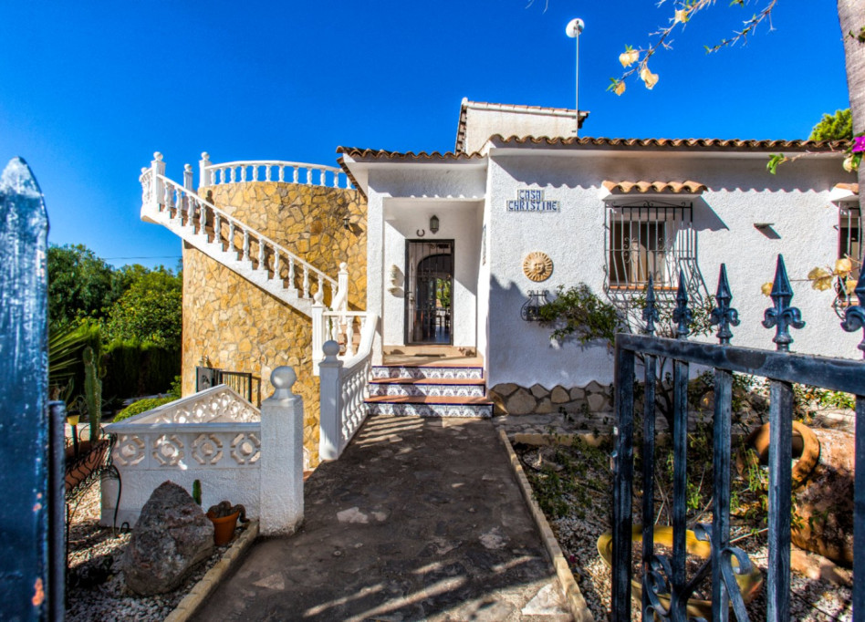 Resale - Villa - Benissa - Fanadix