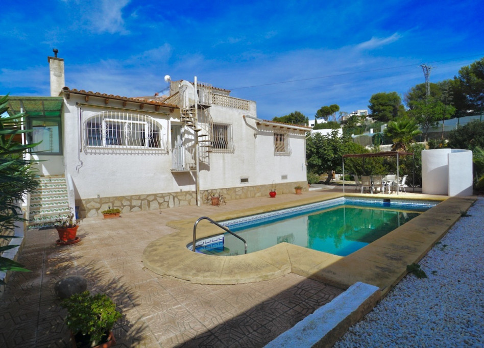 Resale - Villa - Benissa - La Fustera