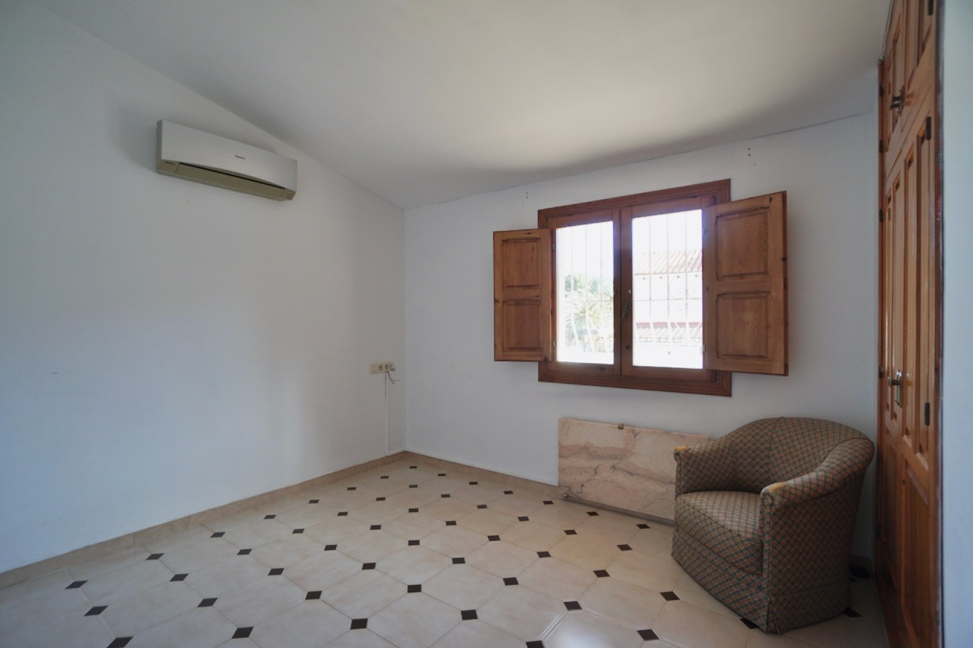 Resale - Villa - Benissa - La Fustera