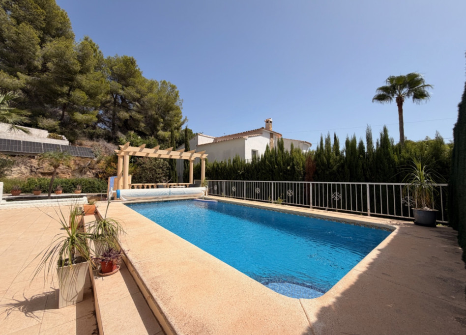 Resale - Villa - Benissa - La Fustera