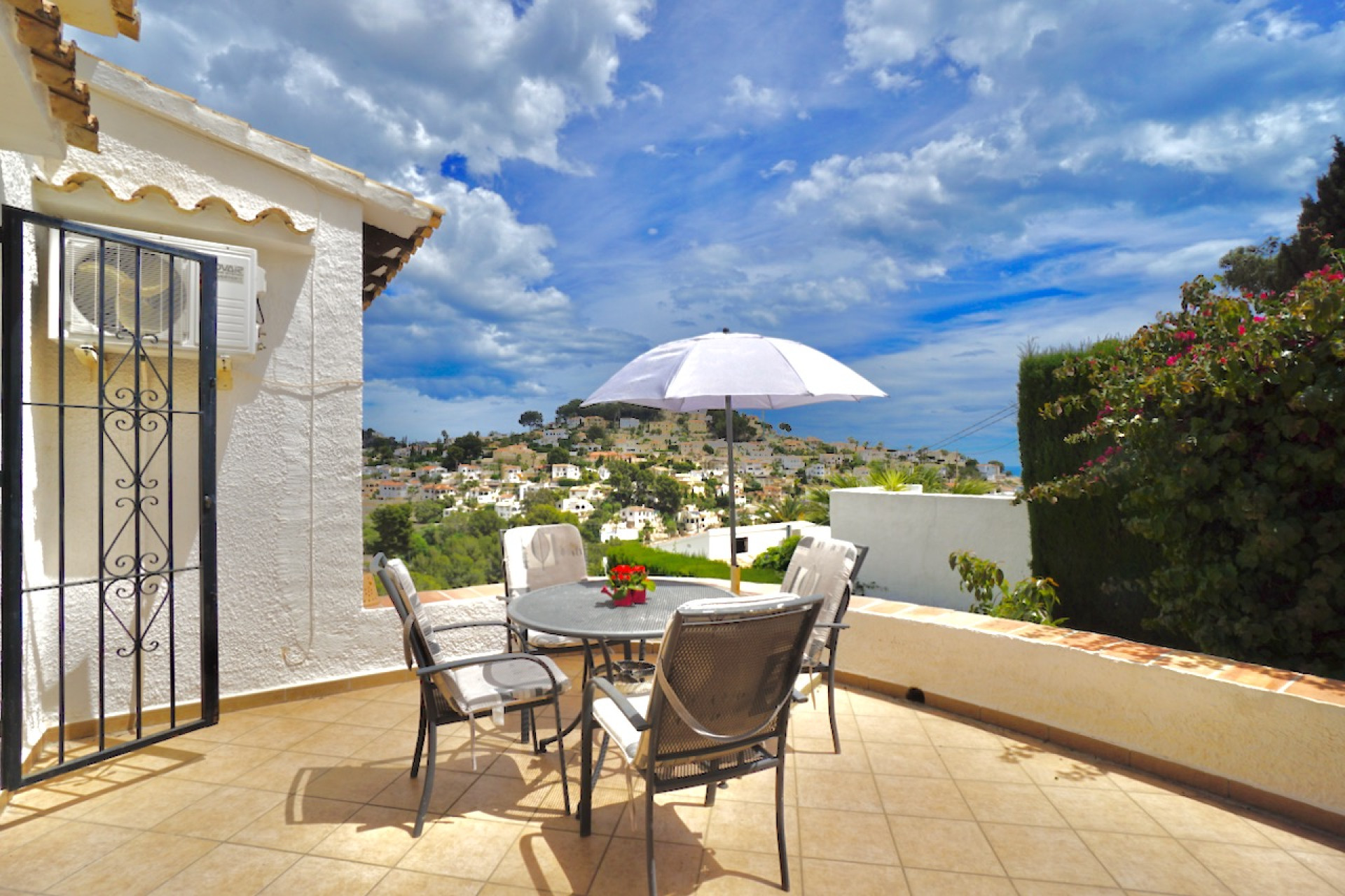 Resale - Villa - Benissa - Montemar