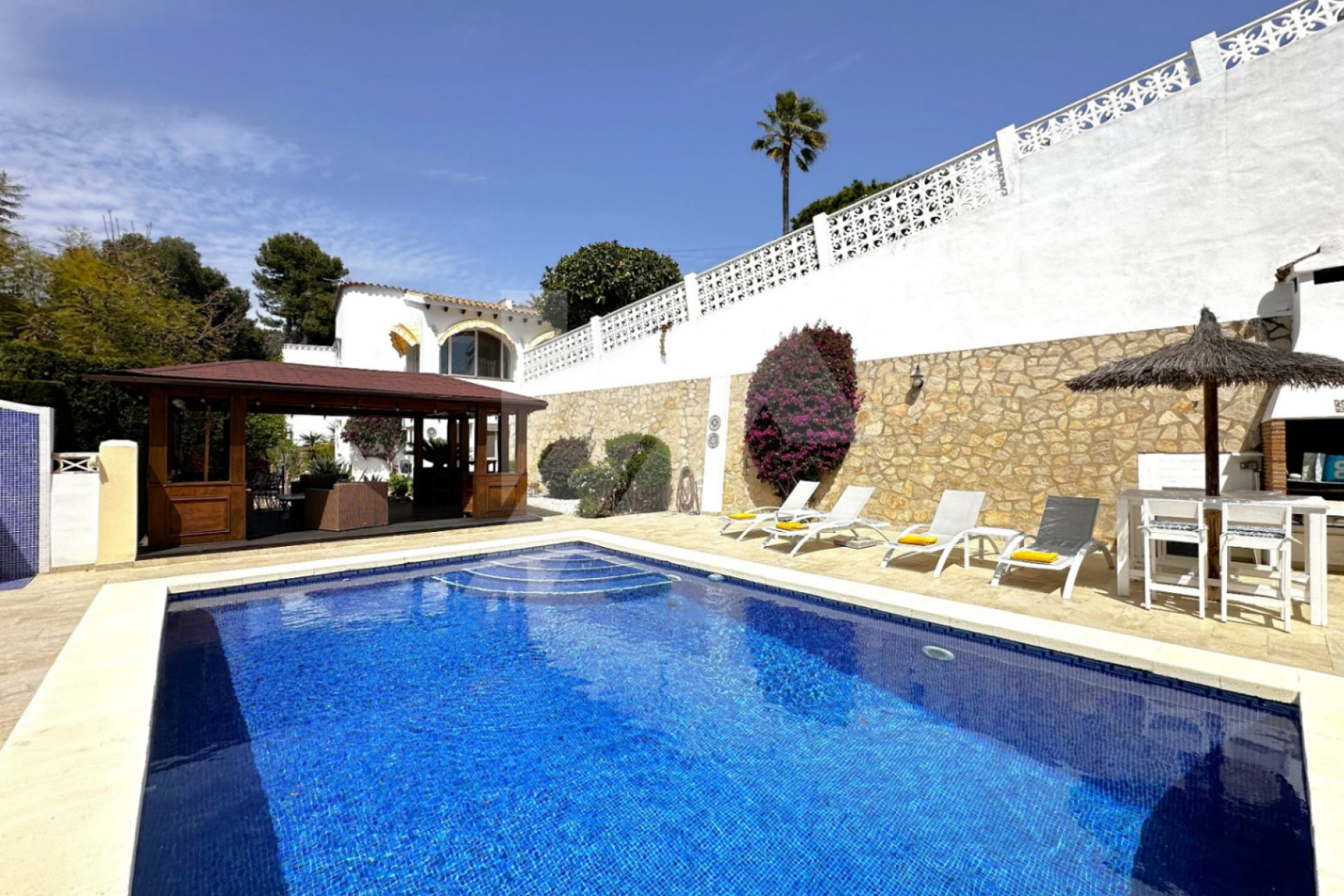 Resale - Villa - Benissa - Montemar