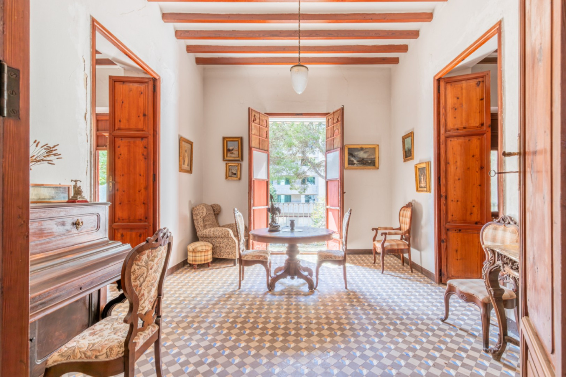 Resale - Villa - Benissa - Pueblo
