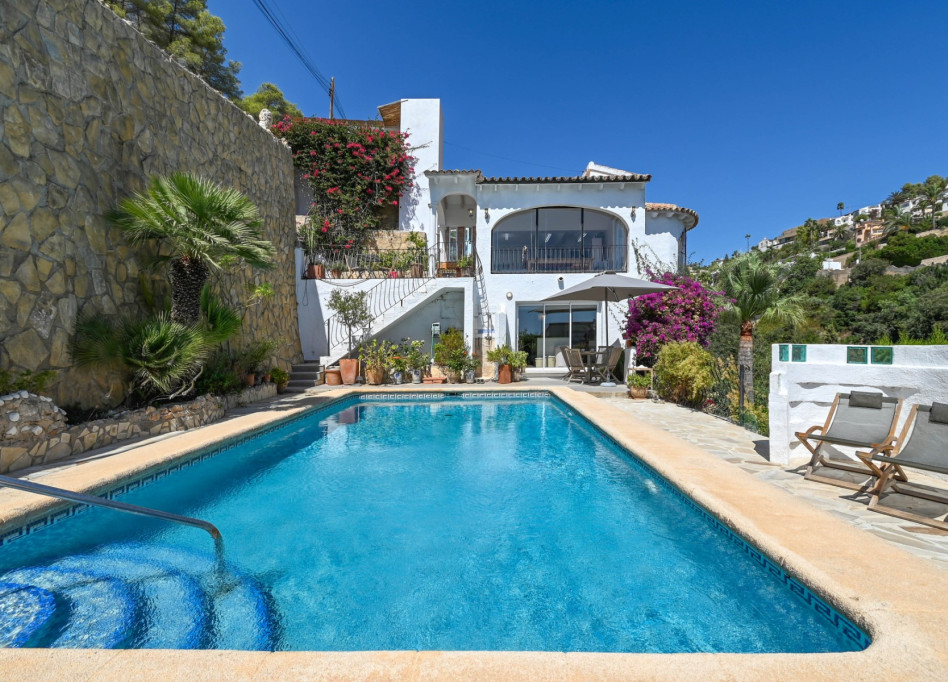 Resale - Villa - Benissa