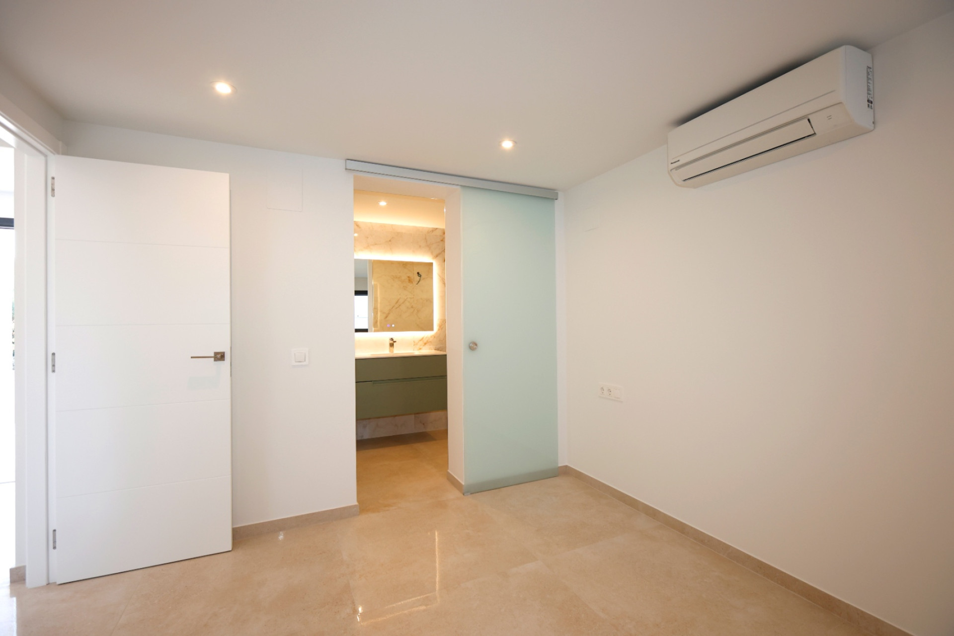 Resale - Villa - Calpe - Los Pinos