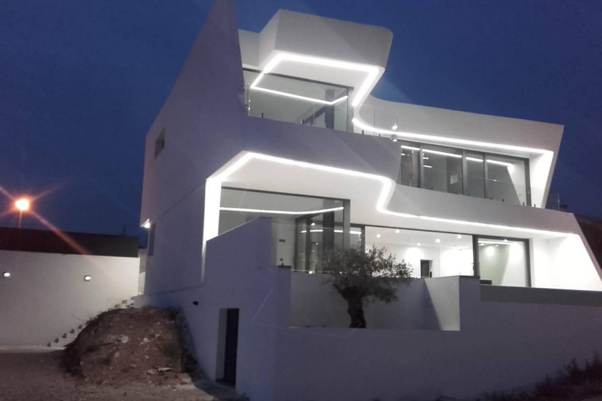 Resale - Villa - Calpe