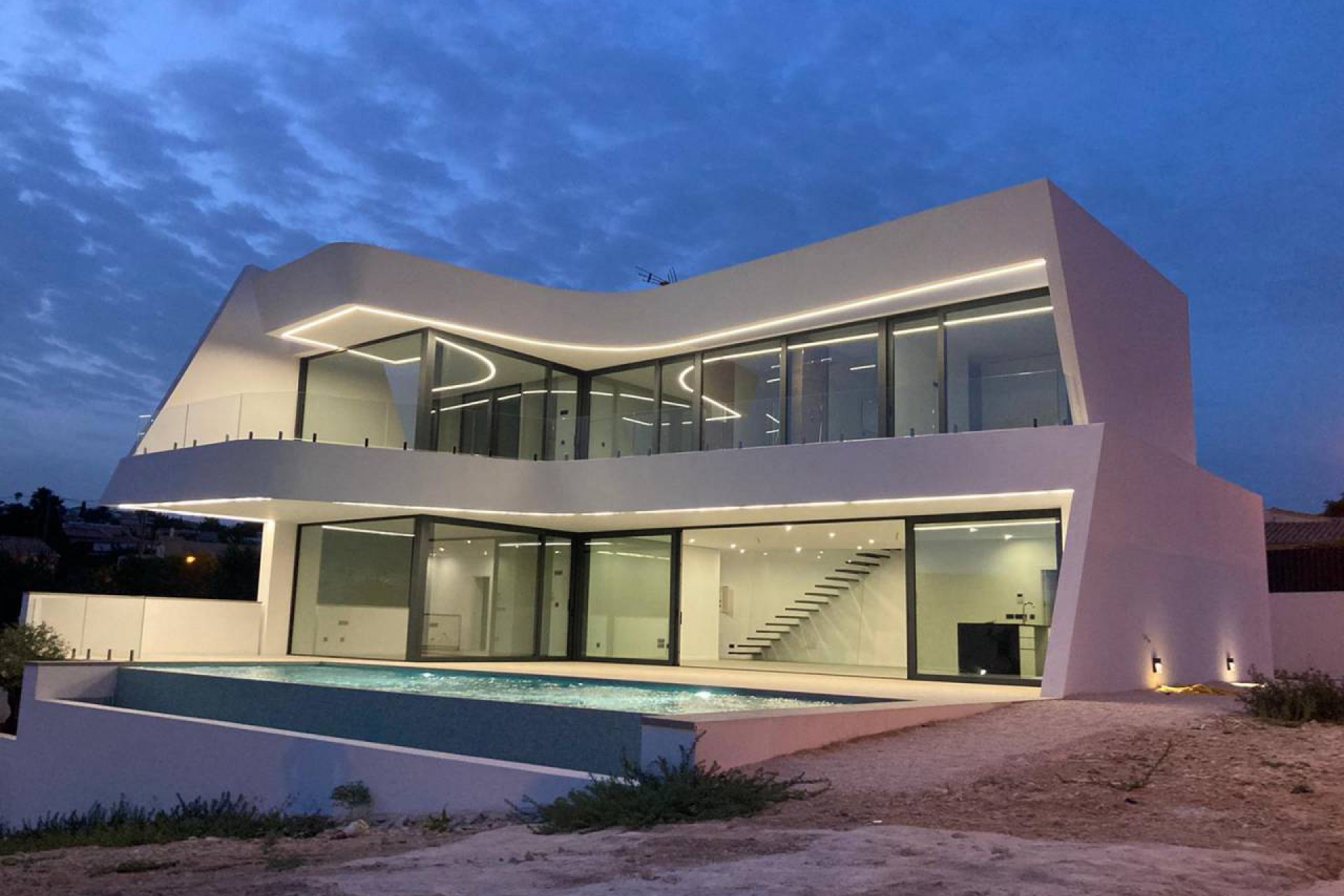 Resale - Villa - Calpe