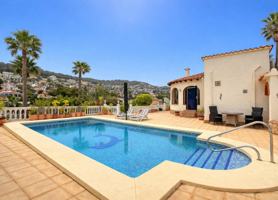 Resale - Villa - Calpe