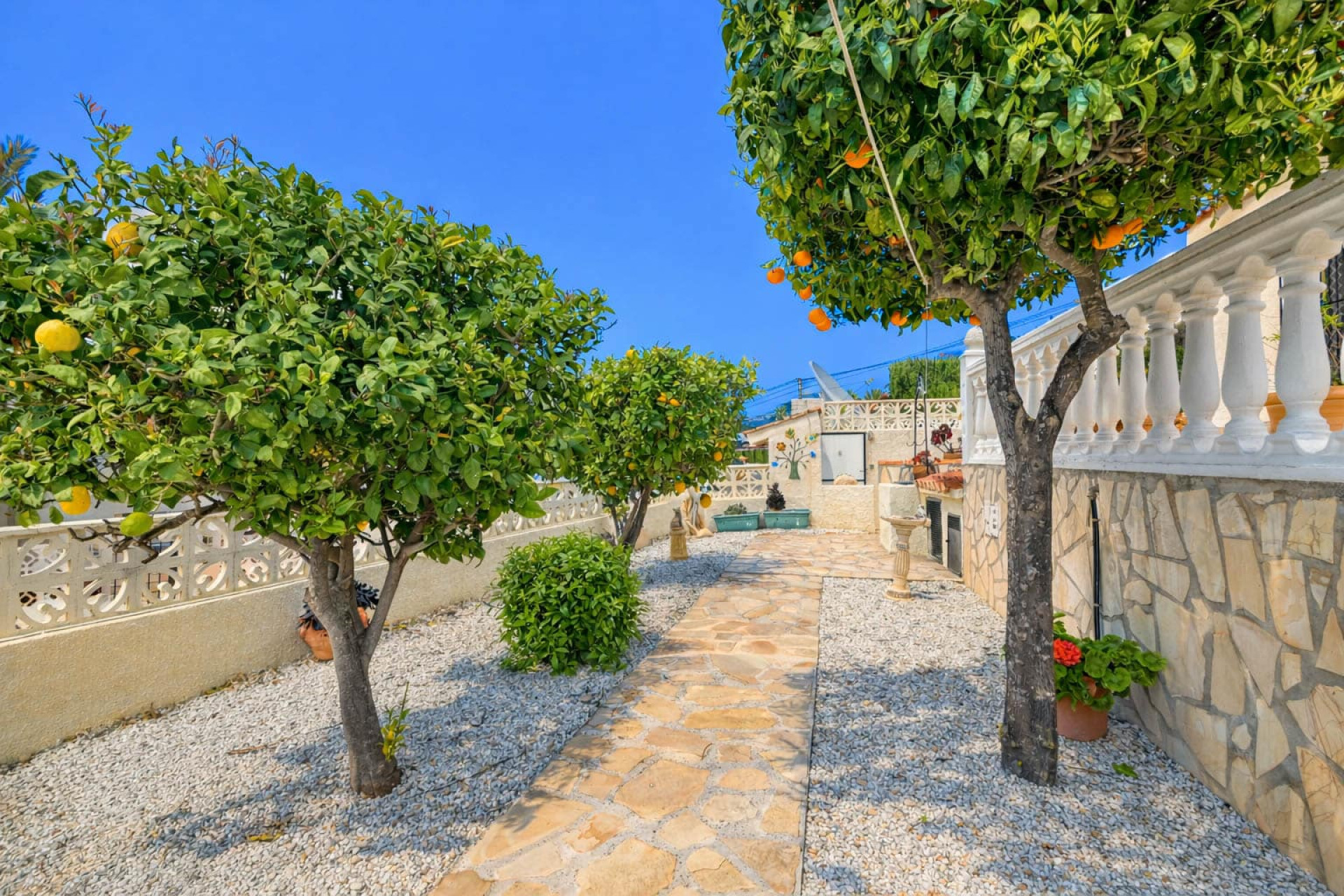 Resale - Villa - Calpe