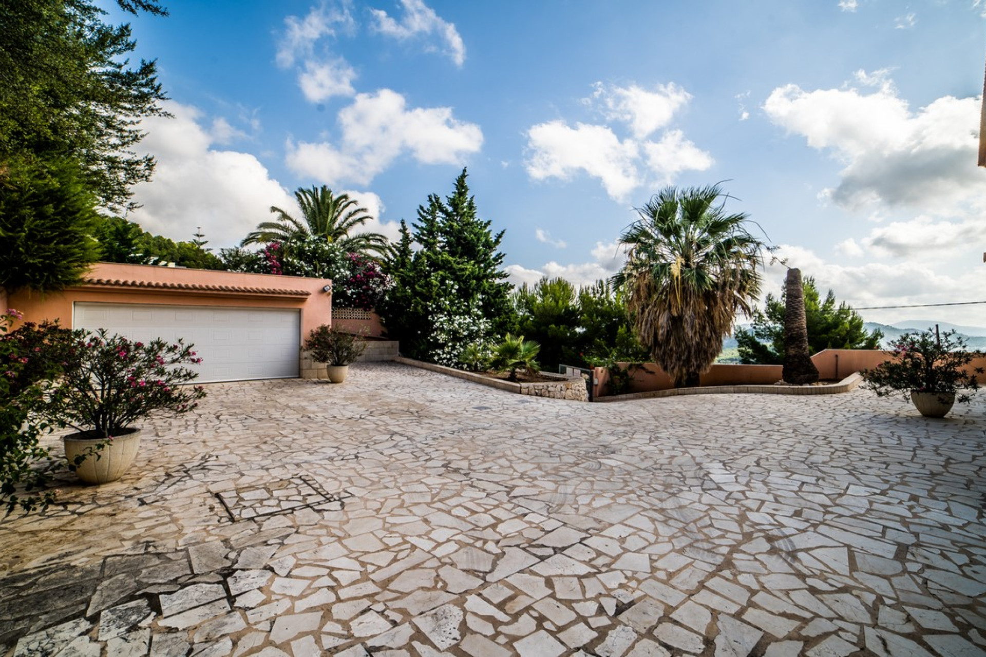 Resale - Villa - Calpe