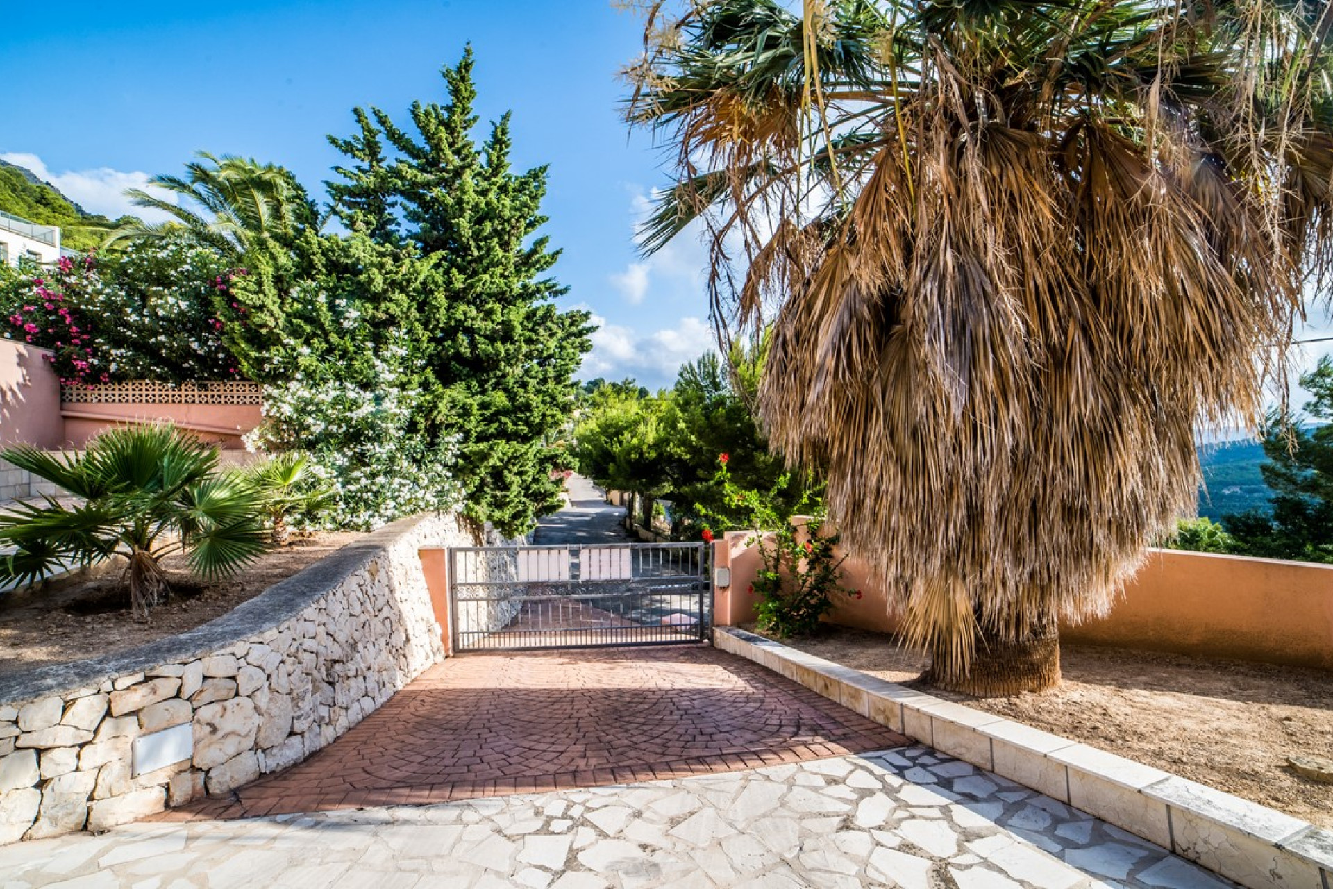 Resale - Villa - Calpe