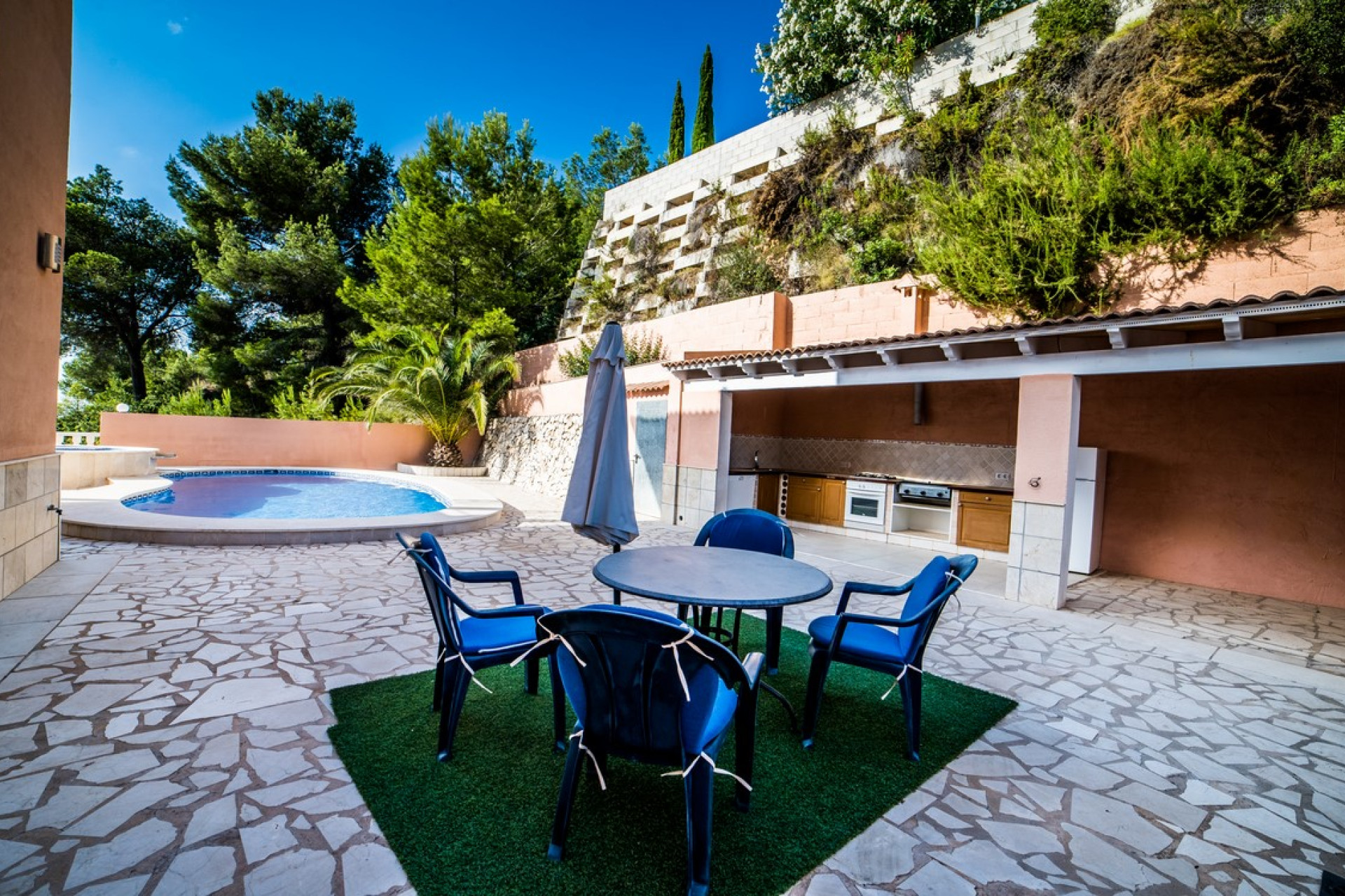Resale - Villa - Calpe