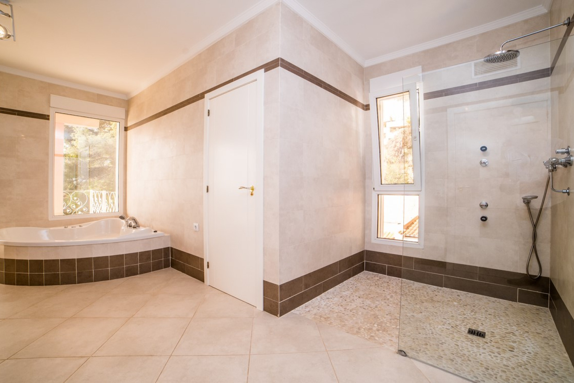 Resale - Villa - Calpe