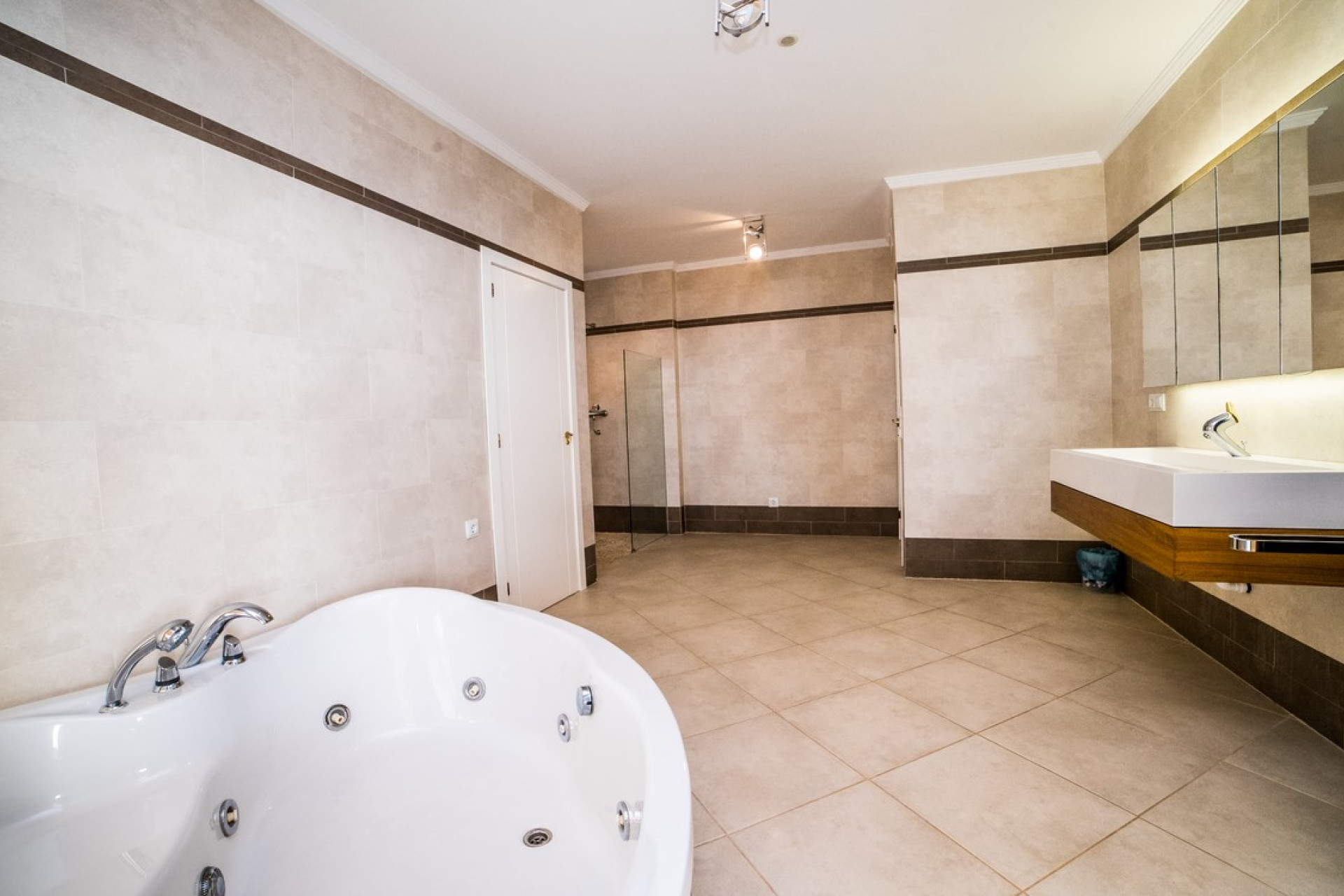 Resale - Villa - Calpe