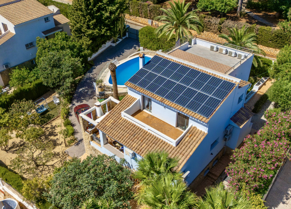 Resale - Villa - Calpe