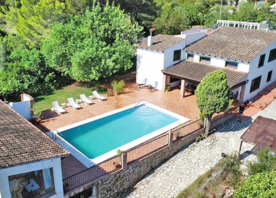Resale - Villa - Denia