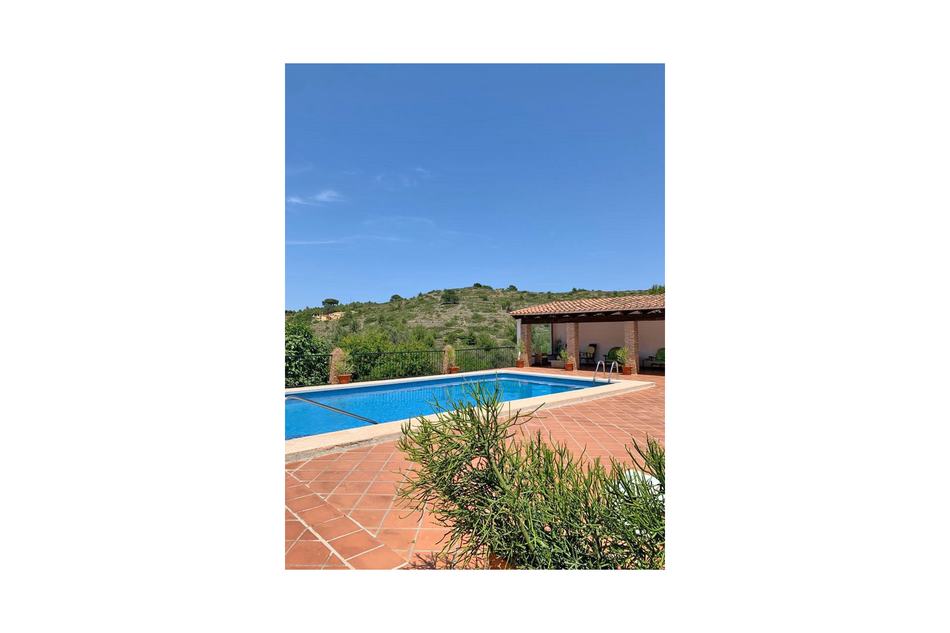 Resale - Villa - Denia