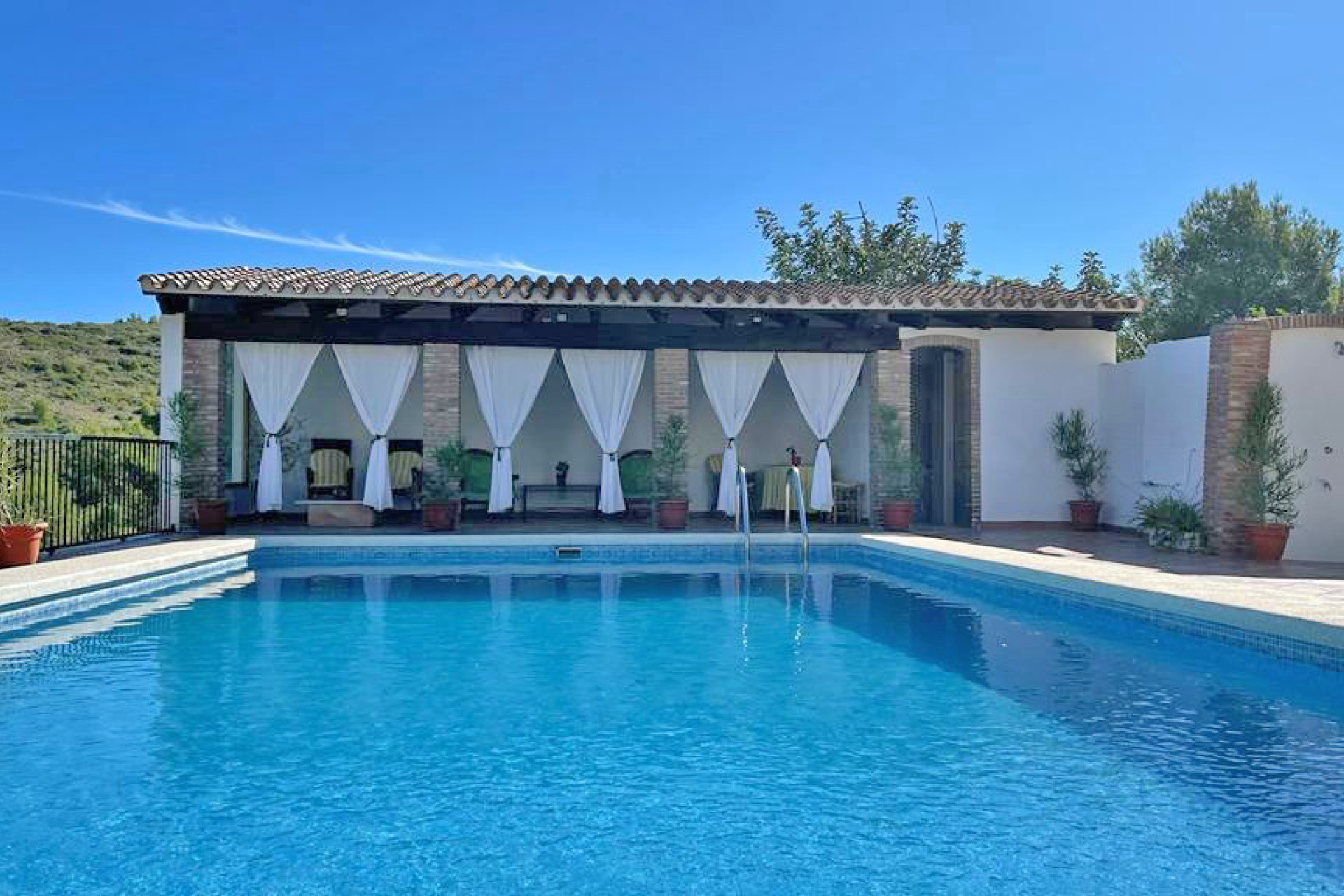 Resale - Villa - Denia
