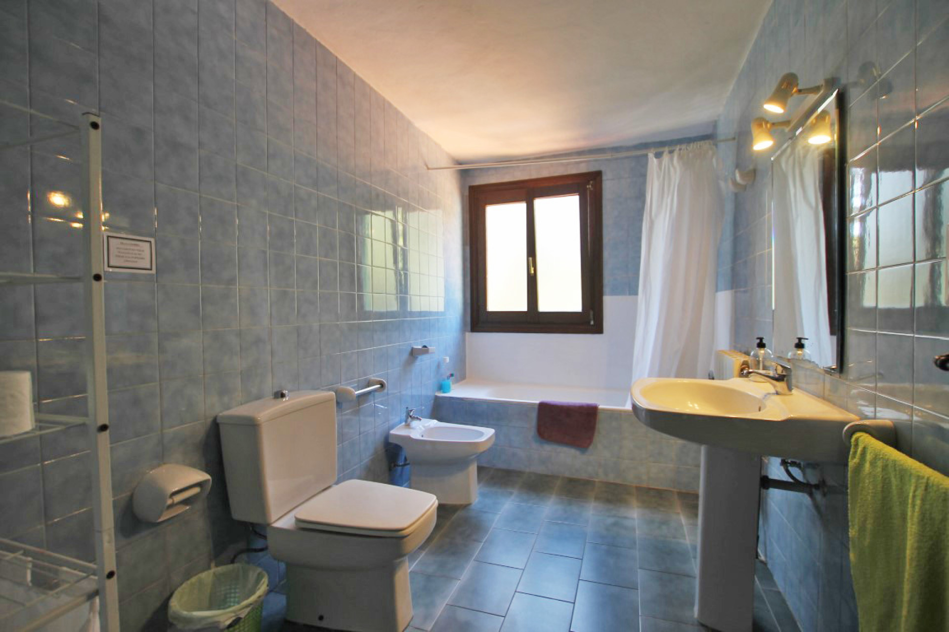 Resale - Villa - Denia